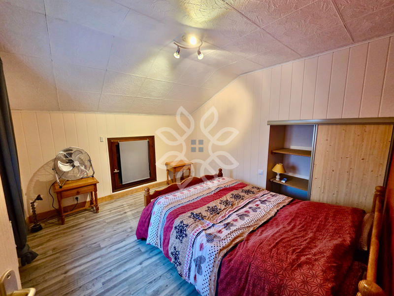 Maison - 140 m² - 7 pièces