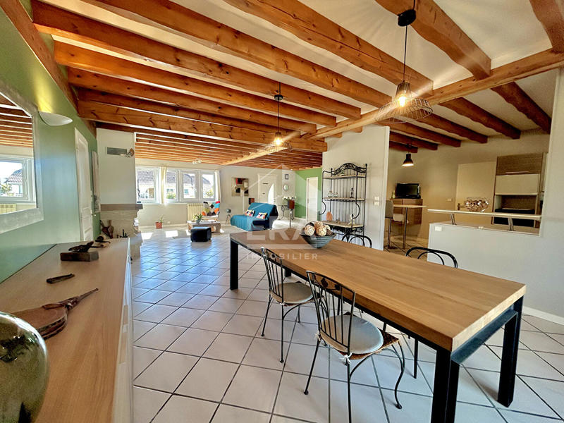 Maison - 157 m² - 7 pièces