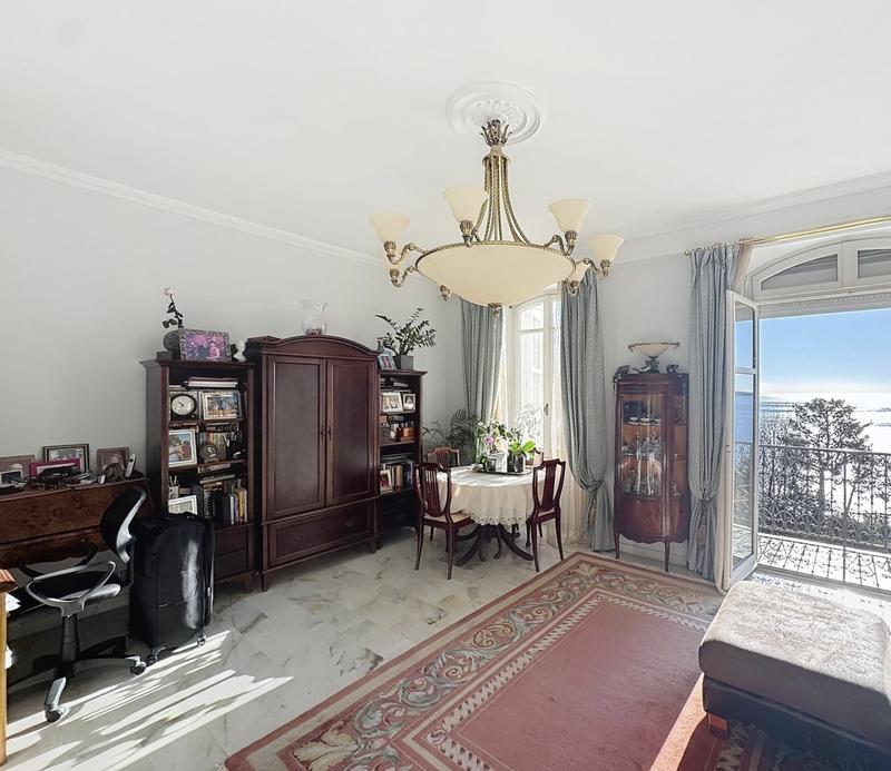 Appartement - 75 m² - 3 pièces