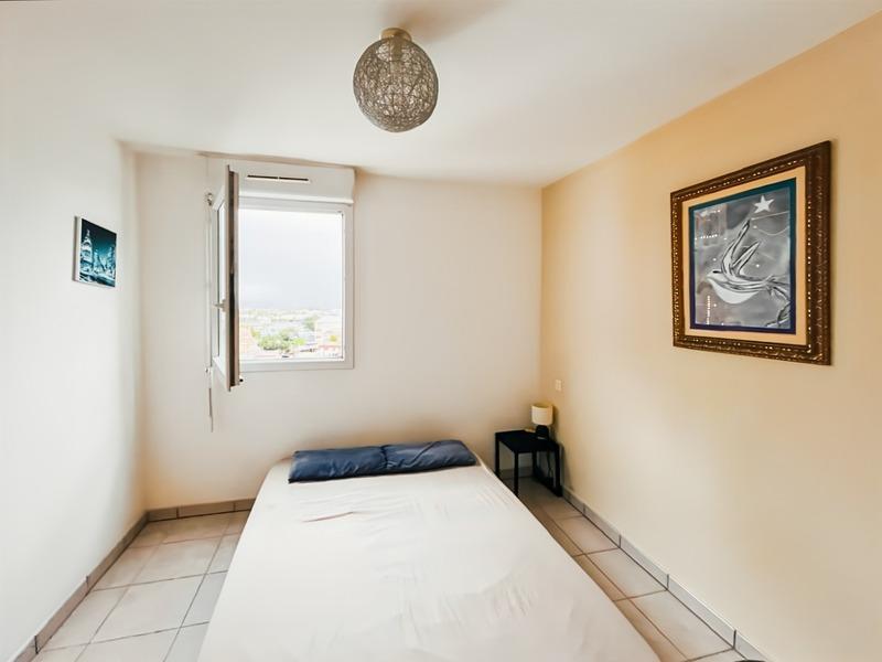 Appartement ancien - 80 m² - 3 pièces