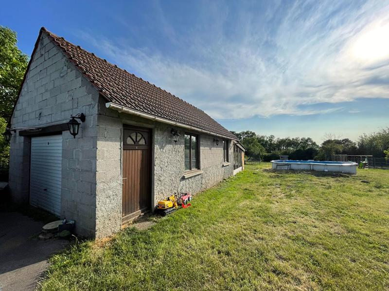 Maison - 270 m² - 6 pièces