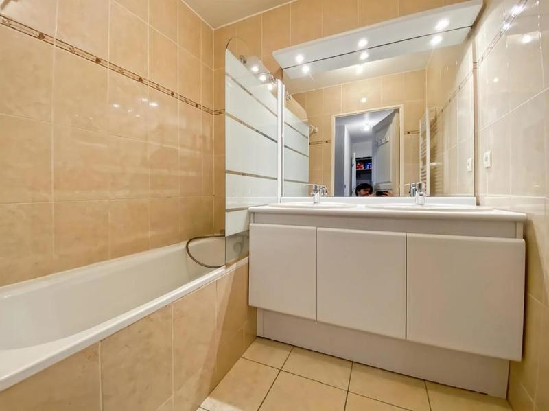 Appartement - 84 m² - 4 pièces