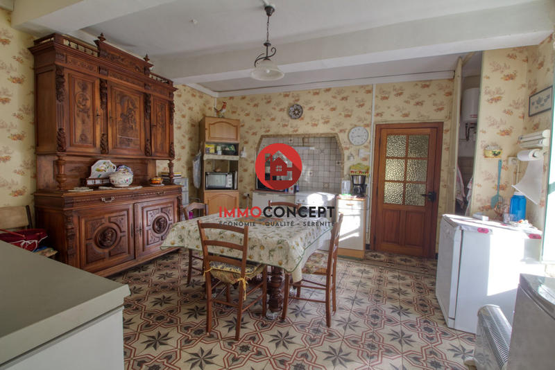 Maison ancienne - 182 m² - 8 pièces