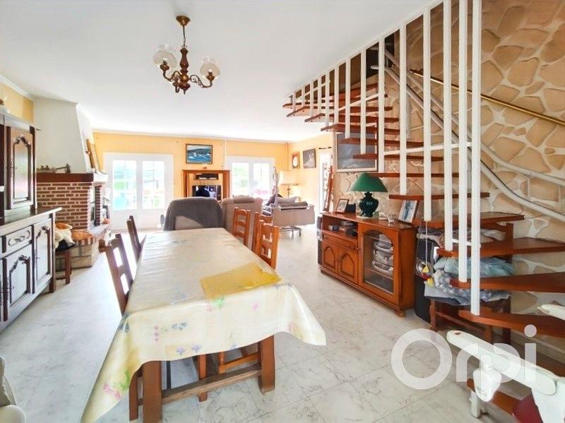 Maison - 137 m² - 6 pièces