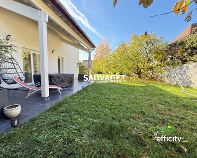 Maison d'architecte - 160 m² - 6 pièces