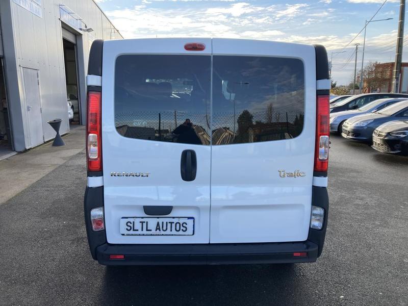 Renault Trafic 2.0 Dci 115 Passenger 9 Places Garantie 6 Mois / Reprise Possible