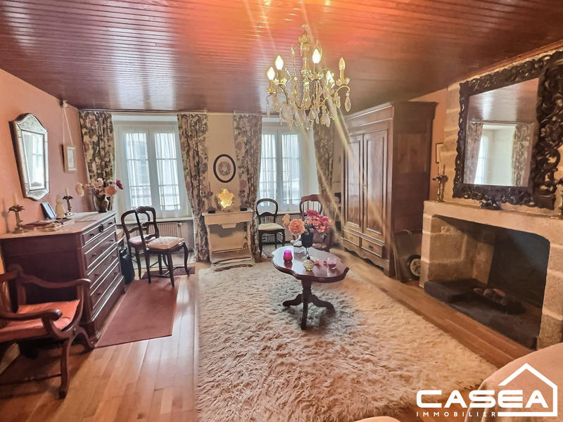 Maison ancienne - 155 m² - 5 pièces