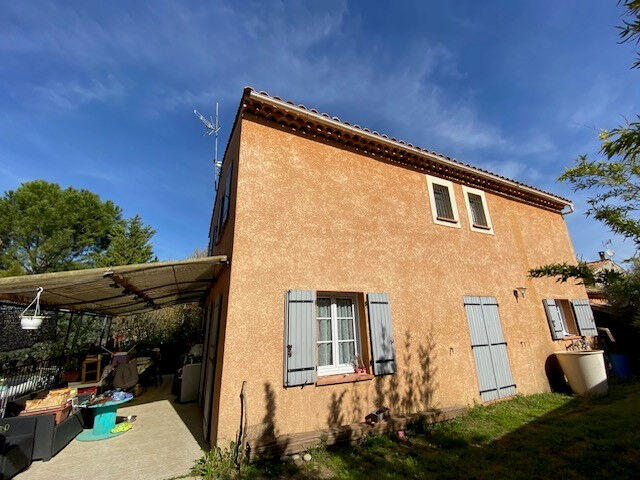 Maison - 163 m² - 7 pièces