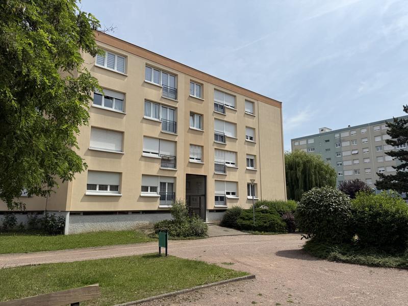 Appartement - 80 m² - 3 pièces