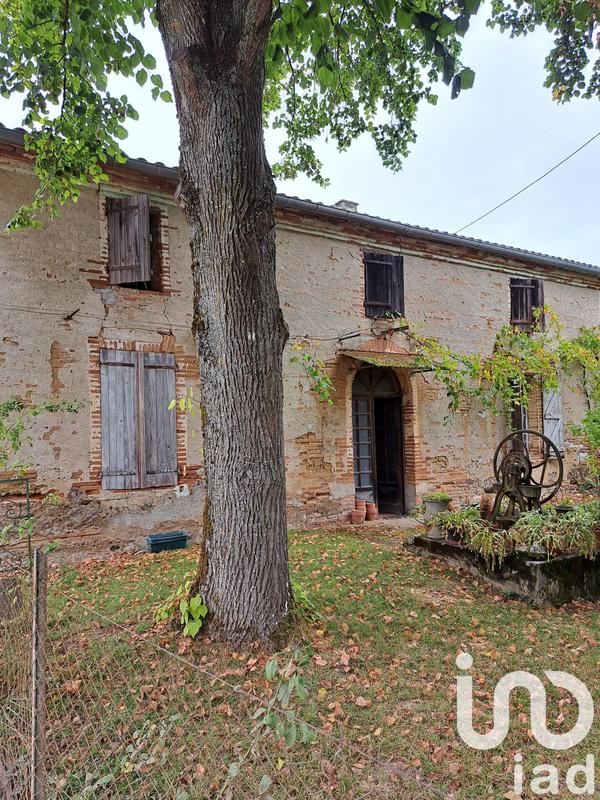 Maison - 304 m² - 4 pièces