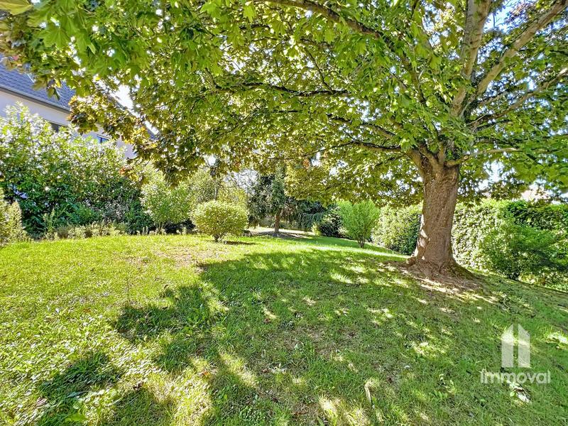 Maison - 180 m² - 5 pièces