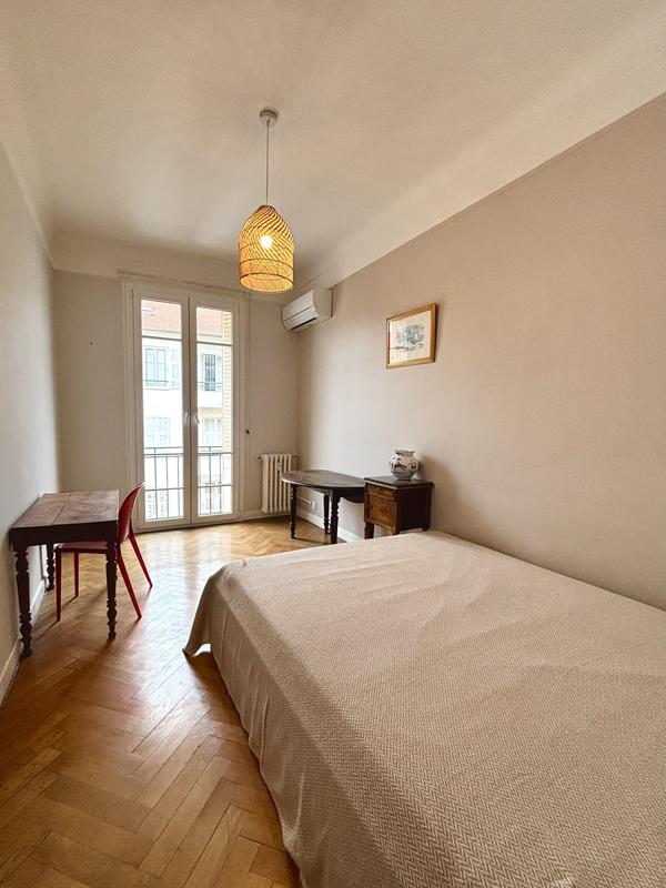 Appartement - 83 m² - 3 pièces