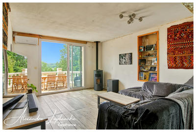 Maison - 177 m² - 7 pièces