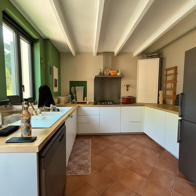 Maison - 230 m² - 5 pièces