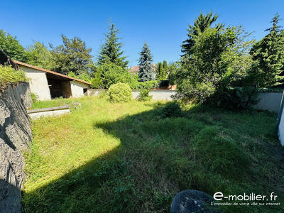 Maison - 216 m² - 7 pièces