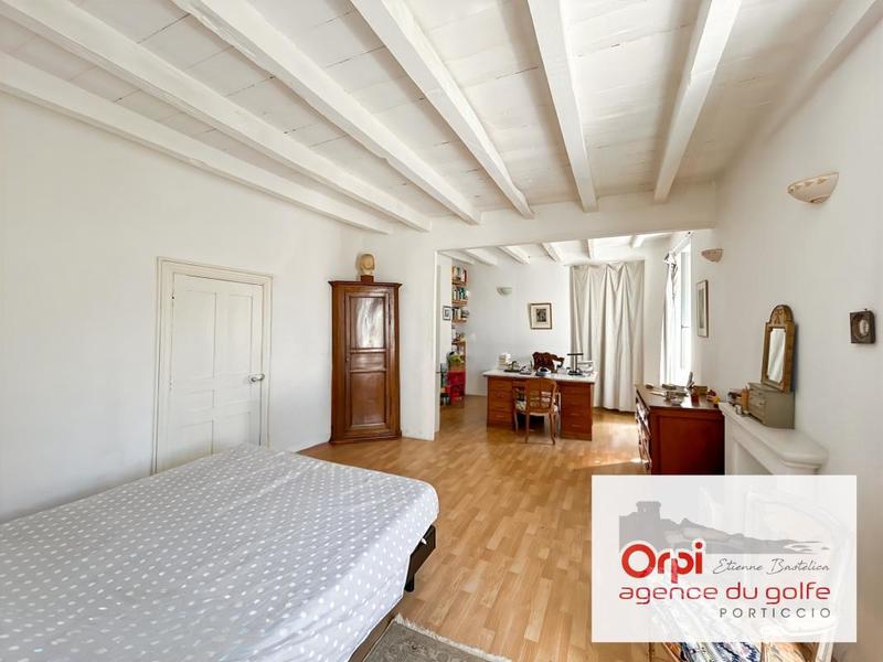 Maison - 167 m² - 4 pièces