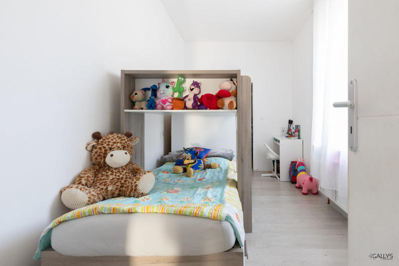 Maison - 162 m² - 9 pièces