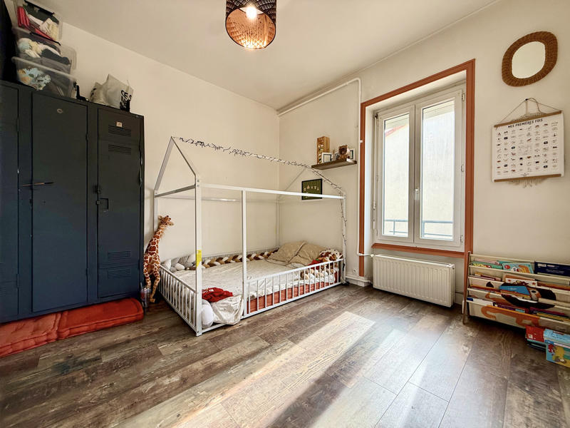 Maison - 93 m² - 4 pièces