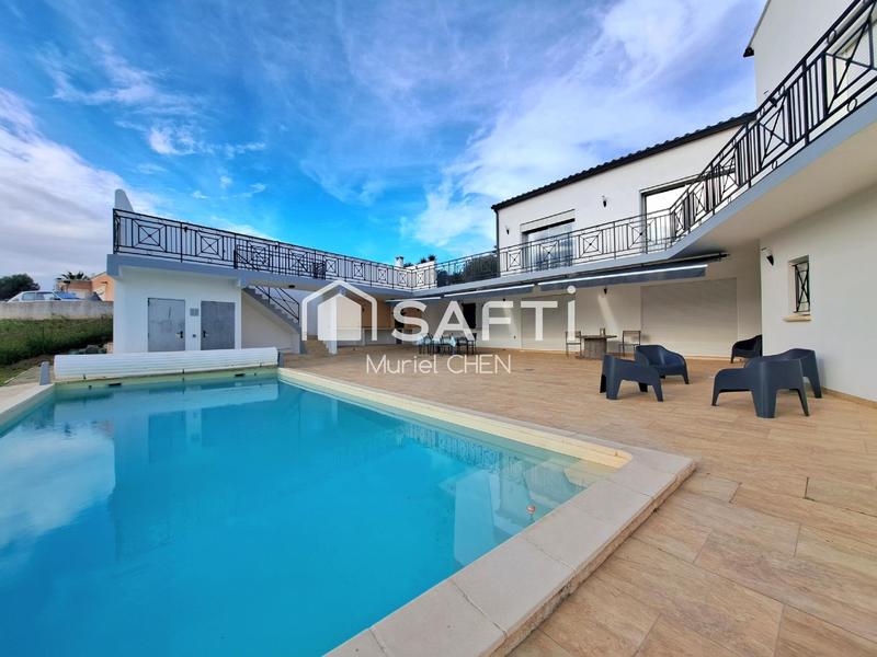 Villa - 321 m² - 10 pièces