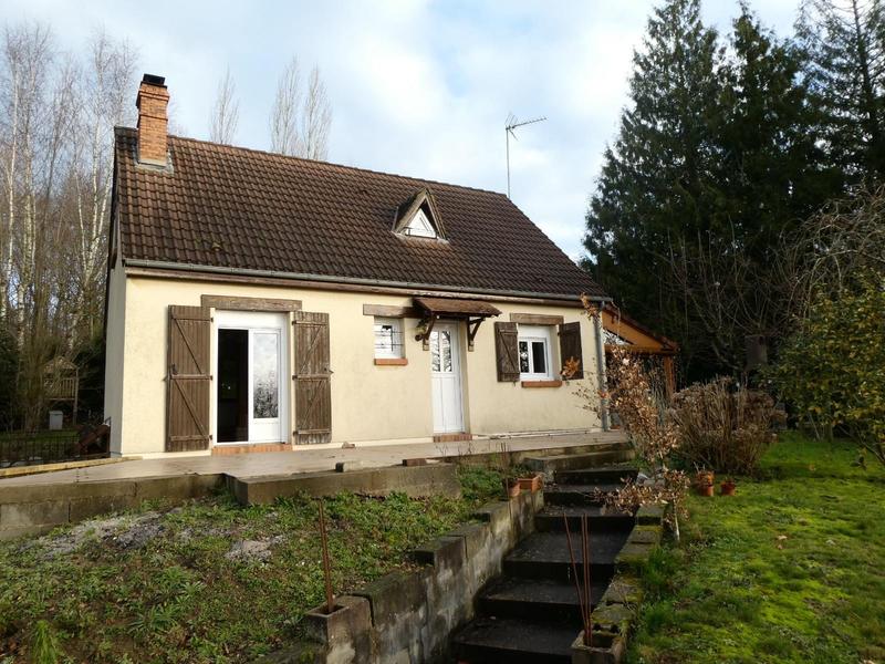 Maison - 95 m² - 5 pièces