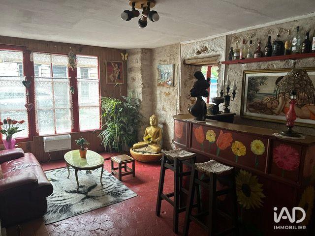 Maison - 200 m² - 9 pièces