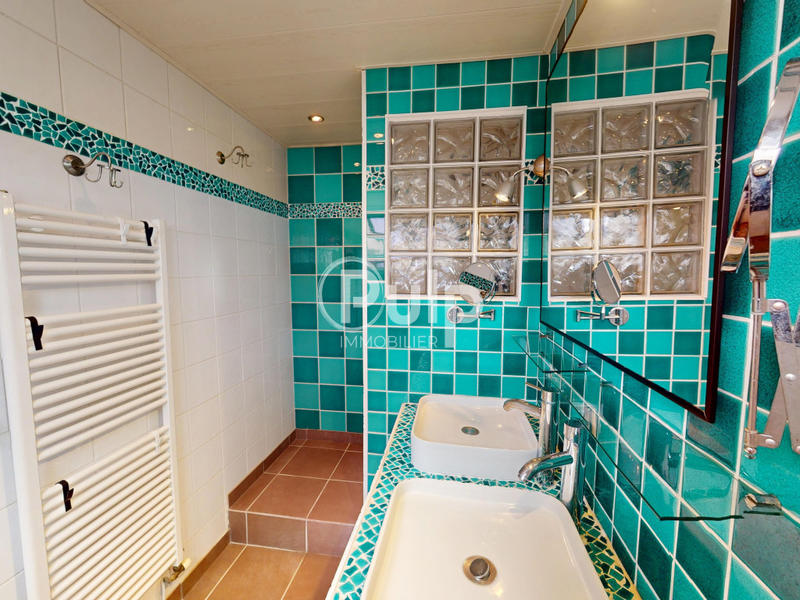 Maison - 122 m² - 6 pièces