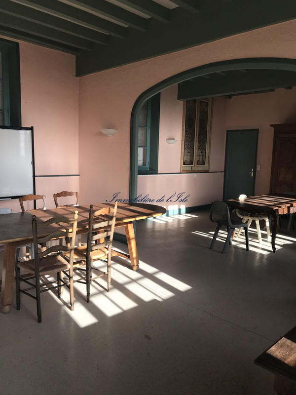 Maison - 550 m² - 21 pièces