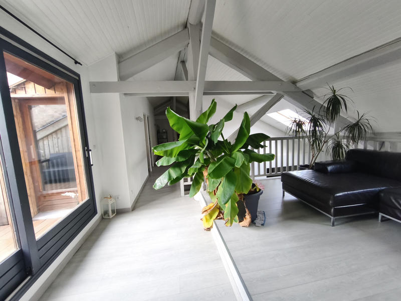 Duplex - 182 m² - 6 pièces