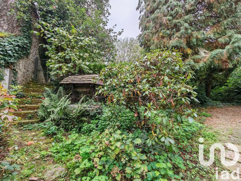 Maison - 239 m² - 7 pièces