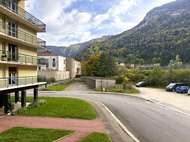 Appartement - 97 m² - 4 pièces