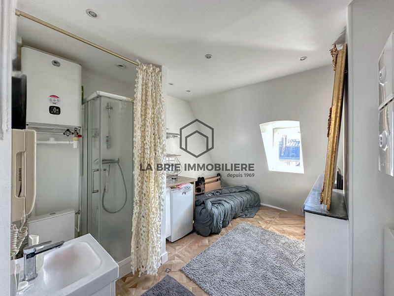 Appartement - 9 m² - 1 pièce