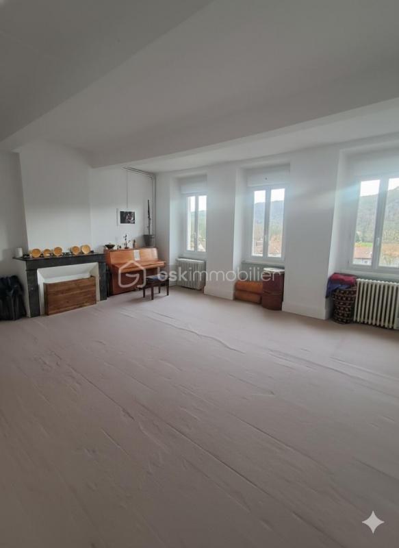 Maison de village - 230 m² - 8 pièces