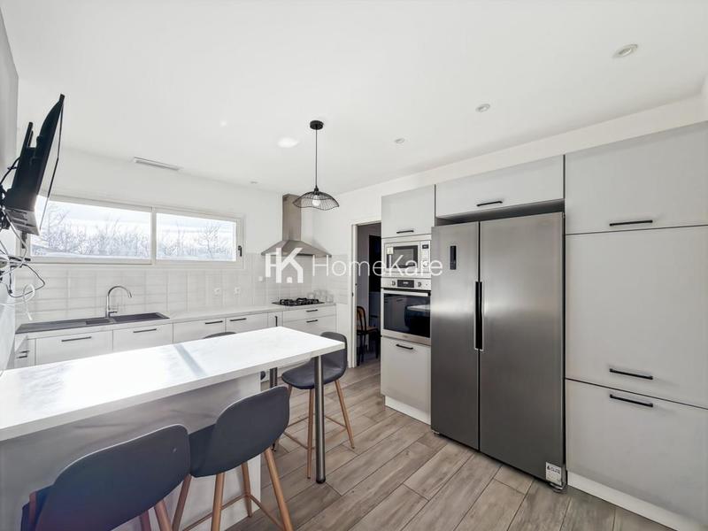 Villa - 100 m² - 4 pièces