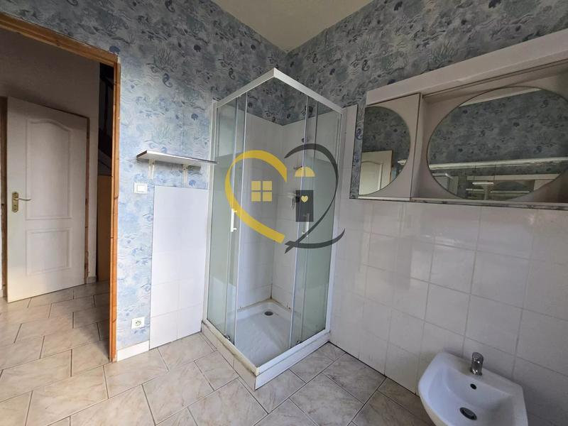 Maison - 226 m² - 11 pièces