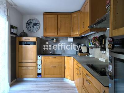 Pavillon - 98 m² - 5 pièces