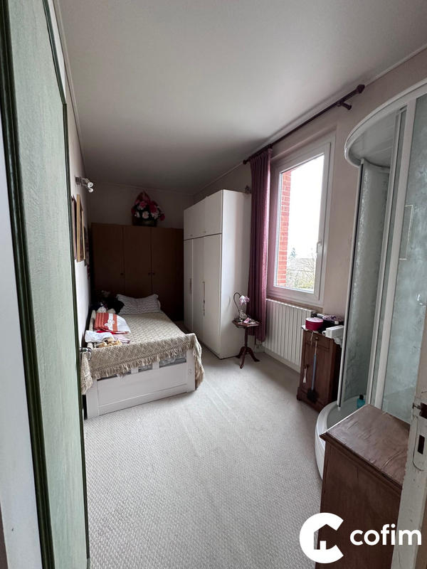 Maison - 185 m² - 7 pièces