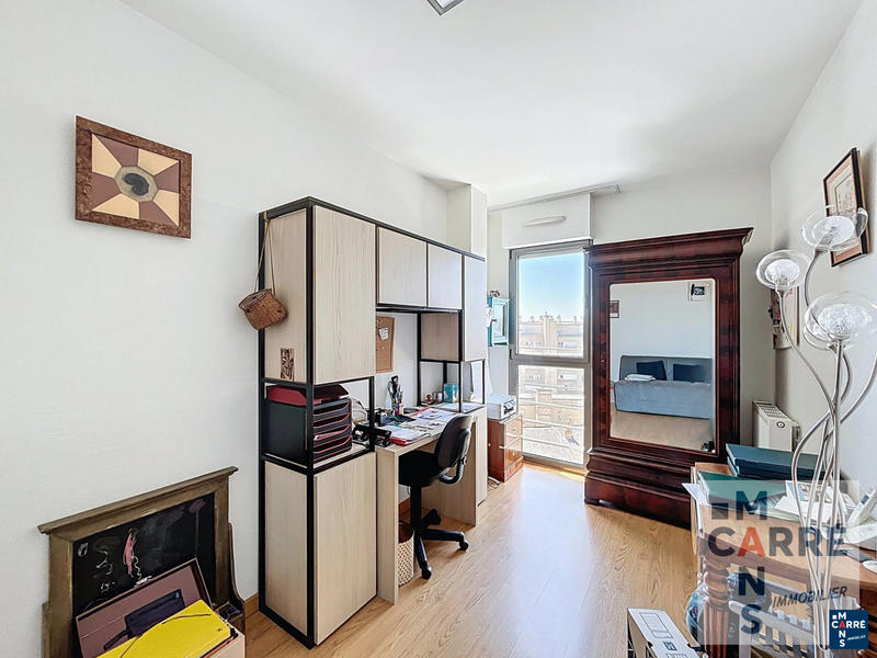 Appartement - 152 m² - 5 pièces