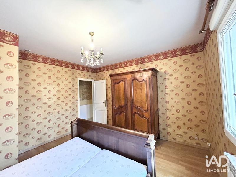 Maison - 265 m² - 10 pièces