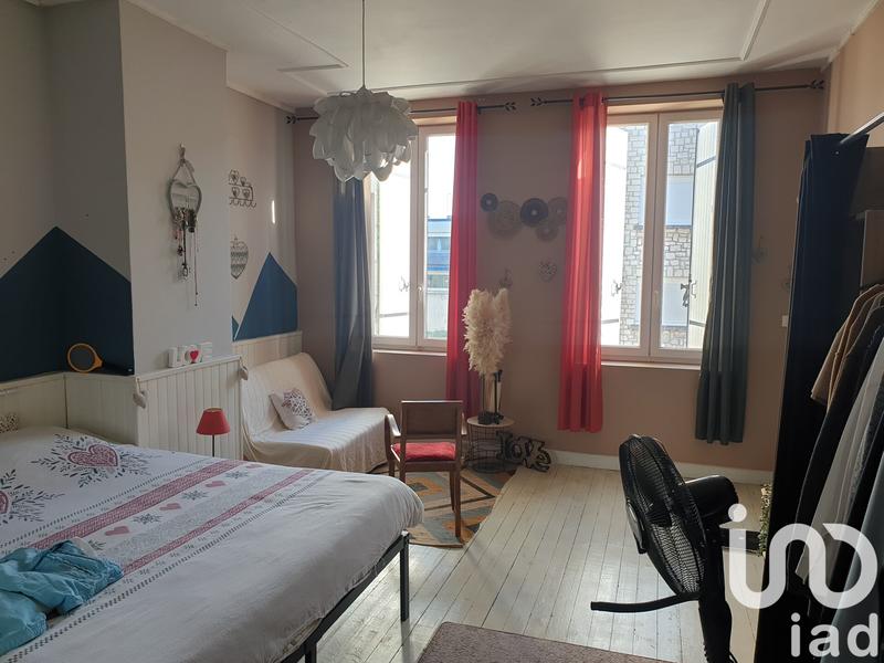 Maison de ville - 257 m² - 7 pièces