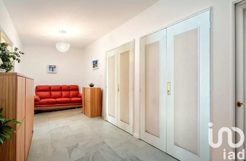 Appartement - 90 m² - 3 pièces