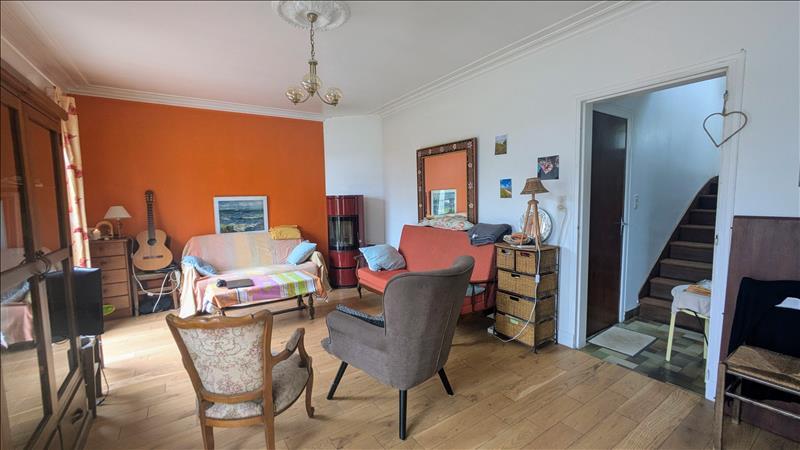 Maison - 94 m² - 4 pièces