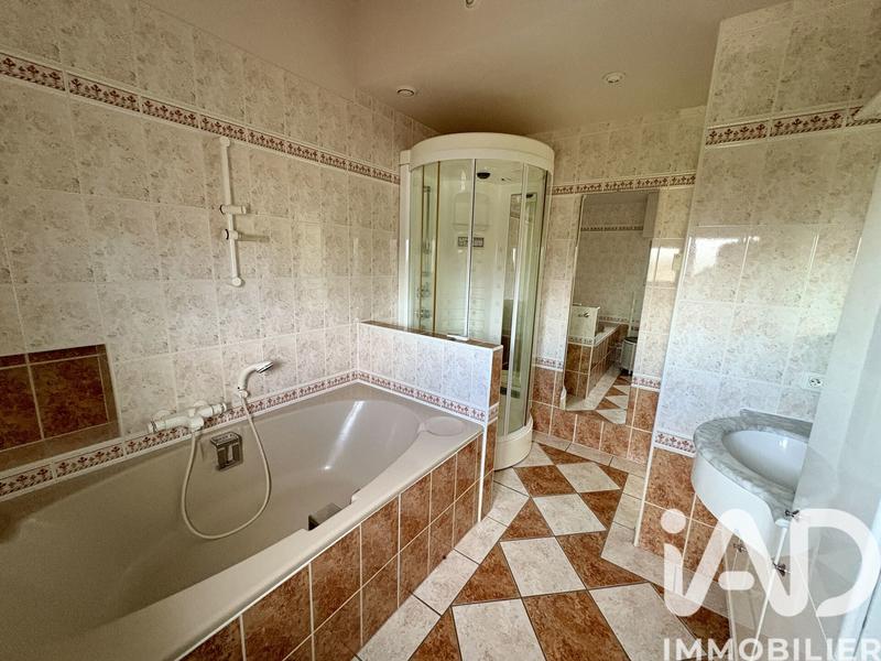 Maison de ville - 132 m² - 5 pièces