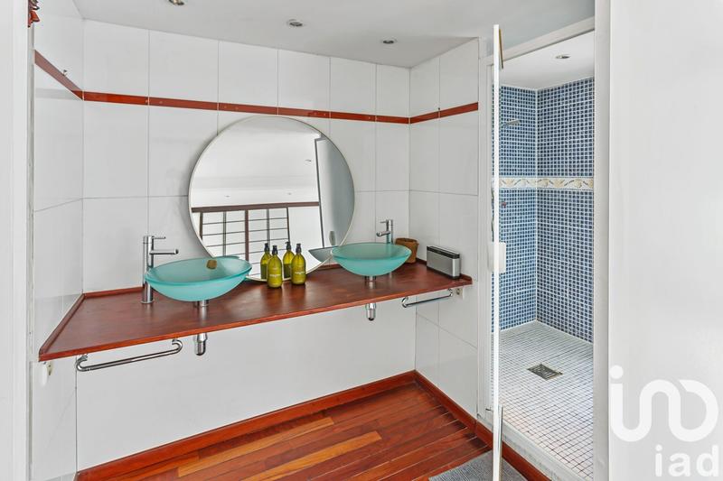 Maison - 208 m² - 6 pièces