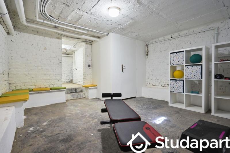 Chambre - 11 m² - 1 pièce