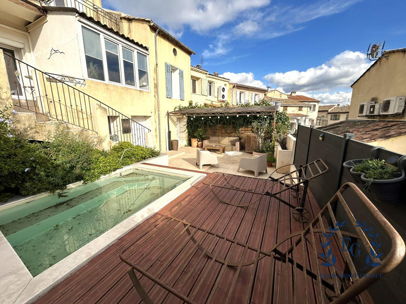 Maison - 174 m² - 7 pièces