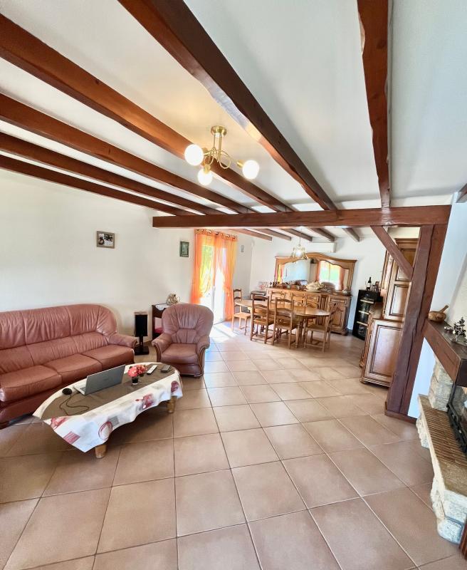 Maison - 120 m² - 4 pièces