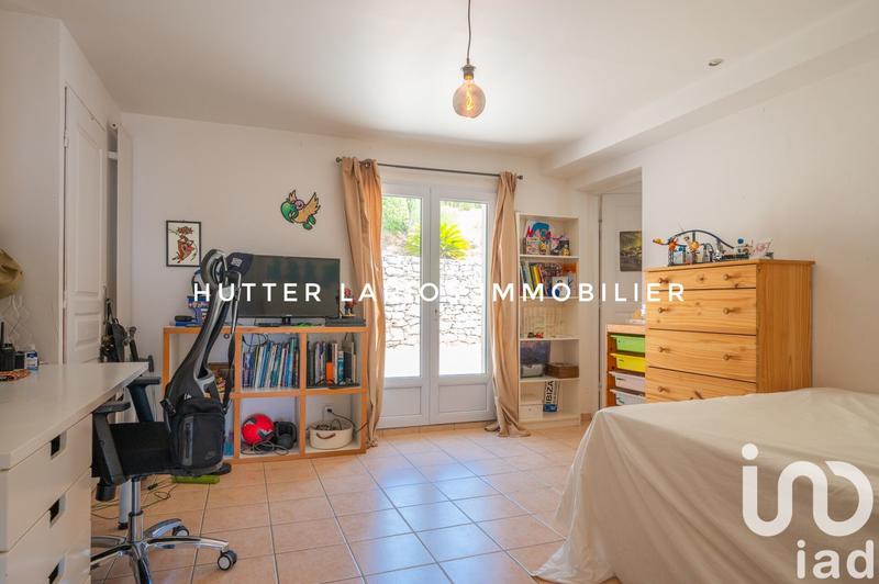 Maison - 231 m² - 8 pièces