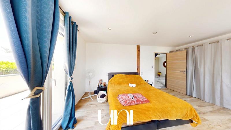 Maison - 206 m² - 6 pièces