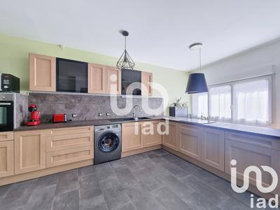 Maison - 122 m² - 5 pièces