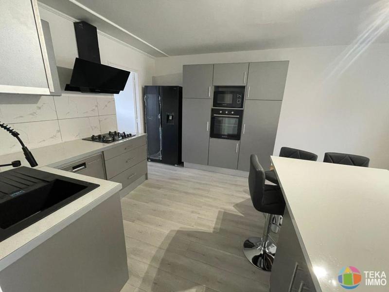 Appartement - 82 m² - 4 pièces